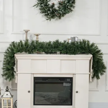 Vánoční dekorace HOMCOM Umělá vánoční girlanda | zelená