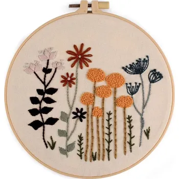 kreativní sada Stoklasa Dárková sada na vyšívání s předtištěným motivem - Luční kvítí