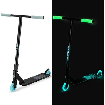 Koloběžka Freestyle koloběžka se svítícími prvky ve tmě Spokey NIGHT RIDER, kolečka 100mm