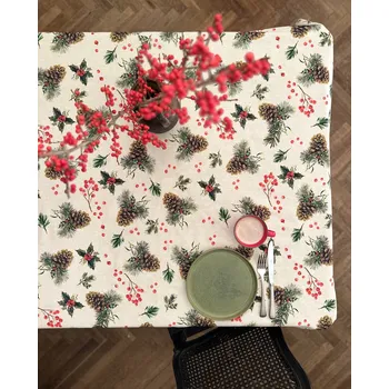 ubrus Hortensias Home Vánoční obdélníkový ubrus Golden Pine se zlatým motivem borovic-190 x 140 cm