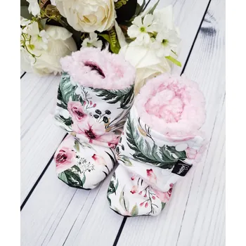 Kojenecké oblečení Kulišárny Capáčky barefoot s beránkem ROSANTIC pink VELIKOST: 5 délka stélky: 15cm