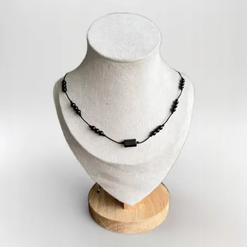 Náhrdelník Náhrdelník na šňůrce Černý Turmalín