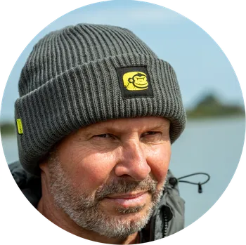 Čepice RidgeMonkey Čepice APEarel ThermaPro Fisherman Beanie Hat Green