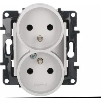 Elektrická zásuvka Legrand Nilee Step Double 2x2p+z více snímků, šroubovací svorky, se srážením kontaktů z hliníku 863334