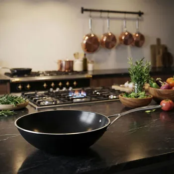 Pánev DEMEYERE Alu Pro 5 Ceraforce Ultra 30 cm nepřilnavá pánev / wok