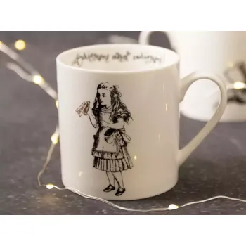 Creative Tops, Anglie Creative Tops - Porcelánový hrnek Alice In Wonderland - 350 ml Velikost: 11,5x8,8x8,3