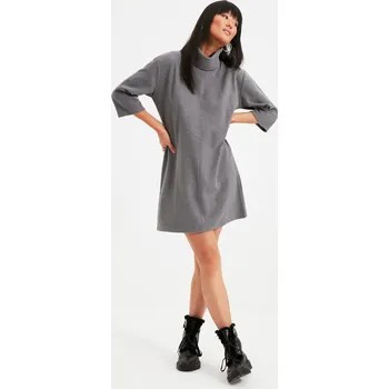 Dámské šaty Dámské šaty Trendyol Knitted Trendyol šedá 1025351