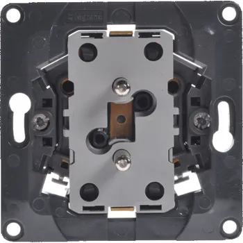 Elektrická zásuvka Legrand Dvojitá zásuvka s uzemněním, zapuštěná (067137)