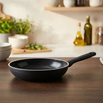 Pánev DEMEYERE ALU COMFORT 3 24 cm - pánev z kovaného hliníku na indukci s keramickým nepřilnavým povrchem Ceraforce