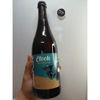 Pivo Clock APA 12°/5% 0,7l