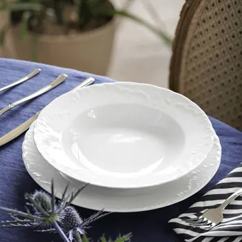 Talíř Hluboký talíř na polévku Ćmielów Rococo 0001 22 cm