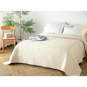 Přehoz na lůžko Přehoz na postel Spod Igły i Nitki mikrovlákno 220 cm x 240 cm béžový