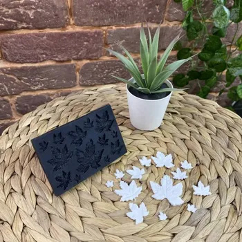 Nádoba na pečení Cesil Silikonová forma Javorové listy