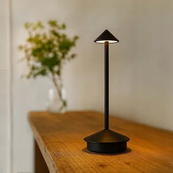 Lampička Bezdrátová stolní lampa Stmívací stolní světlo Přenosné vodotěsné 3 režimy černá