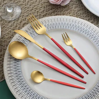 Příbor PLEAFIND Sada Příborů 30 Dílů Zlatá a Červená Matná