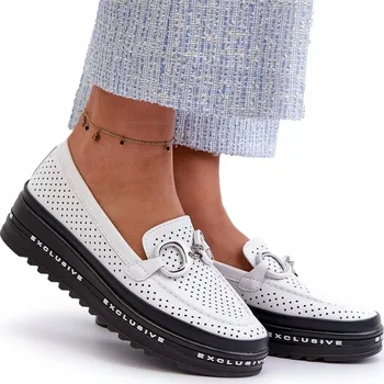 Dámské mokasíny Dámské kožené mokasíny na platformě s ozdobou S.BARSKI LR750 BÍLÉ 41