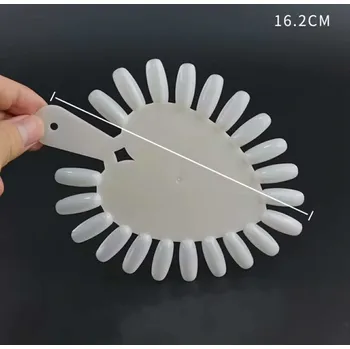 Přípravek na nehty Vzorník Nehtů ve Tvaru Srdce 20 Tipů – Balení 10 ks