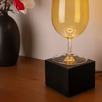 Lampička Segula stolní lampa Cozy, černý buk, tvar kostky, E27 černá 1 x 15 W - Doprava zdarma