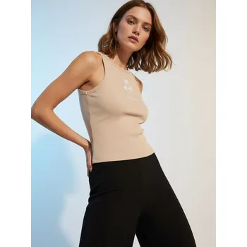 Sinsay - Top s&nbsp;výšivkou - béžová - 4063Z-80X - 4063Z-80X-S