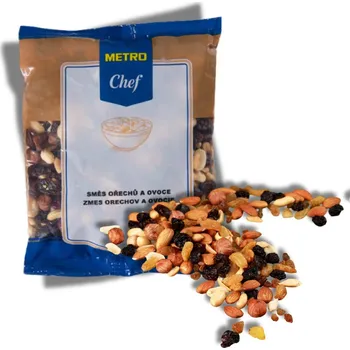 Sušené ovoce Výhodná cena Směs ořechů a ovoce 500 g