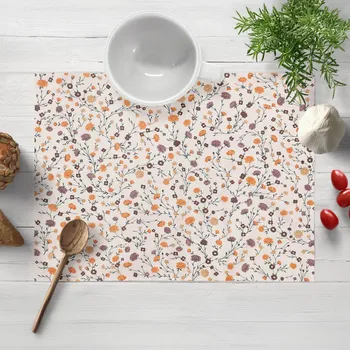 prostírání Bavlněné prostírání na stůl Sandra SA-720 Oranžovo-hnědo-béžové drobné květiny na smetanovém 30x40 cm