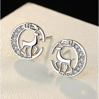 Náušnice Stříbrné náušnice se zirkonky a jelenem Deer