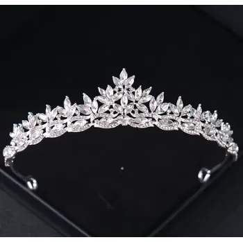 Čelenka B-TOP Postříbřená korunka do vlasů s kulatými a slzovitými krystaly