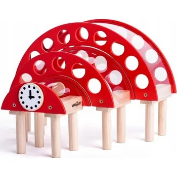 Vláček a vláčkodráha Dřevěná železniční stanice pro vláčky Woodyland