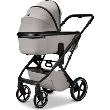 CDATA[Podrobnosti o produktu 64000000933 DOSTUPNÉ OD 20.3. Když se flexibilita spojí s elegancí. Objevte kočárek, který…
v 7 obchodech
![Přeprava dětí Moon CIAO 2026 Šedá