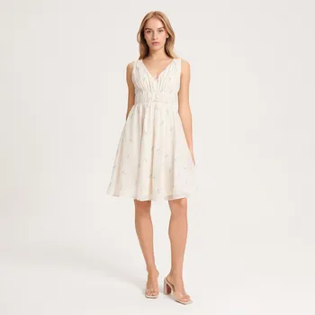 Dámské šaty Reserved - Šaty s květinovou výšivkou - tělová - 3675T-02X - 3675T-02X-XL