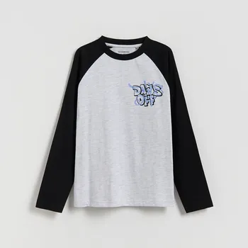 Chlapecké tričko Reserved - Bavlněné tričko s potiskem a dlouhými rukávy - světle šedá - 056II-09M - 056II-09M-170