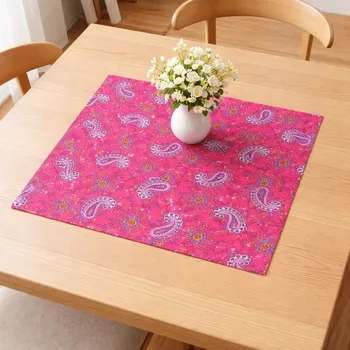 ubrus Běhoun vícebarevný 80 x 80 cm