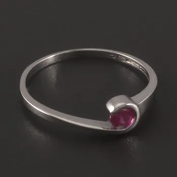 Prsten Goldpoint Jemný prsten s rubínem bílé zlato Velikost: 51, Váha: 0.98 g