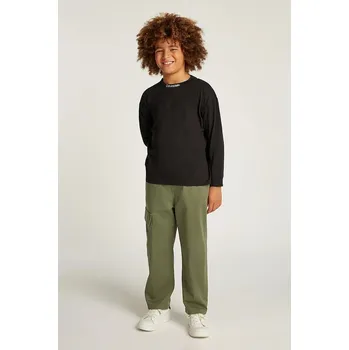 Chlapecké tričko Dětské bavlněné tričko s dlouhým rukávem Calvin Klein Jeans IB0IB02354.PPYA černá 99X, vel. 176