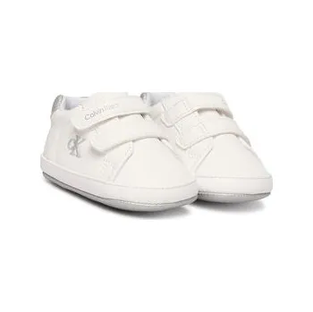 Capáčky Capáčky Calvin Klein V0A9-83201-1582 Bílá 19