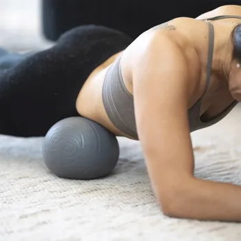 Masážní míček RAD CENTRE | Nafukovací masážní míč pro masáž břicha