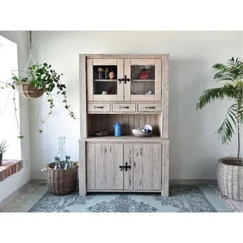 Vinotéka Kredenc COUNTRY 31