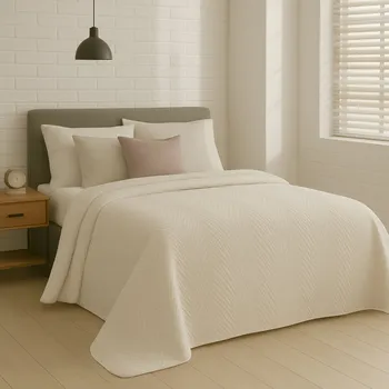 Přehoz na postel SOFIA z měkkého a matného sametu prošívaný do vzoru rybí kosti