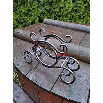 Kovaný držák na ubrousky