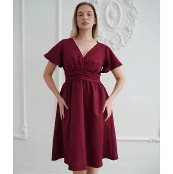 Dámské šaty Šaty BORDÓ třešňová midi s zavinovacím výstřihem, třpytivá, elegantní Su