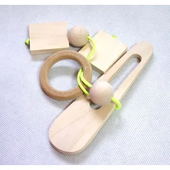 Hlavolam Dřevěný hlavolam kroužek