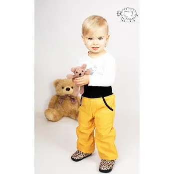 Chlapecké kalhoty Kocour Mourek Kalhoty baby softshellové zimní s beránkem hořčicové Velikost 86