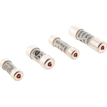 8 pojistek (3x10A + 3x16A + 1x20A + 1x32A) s kontrolkou NC