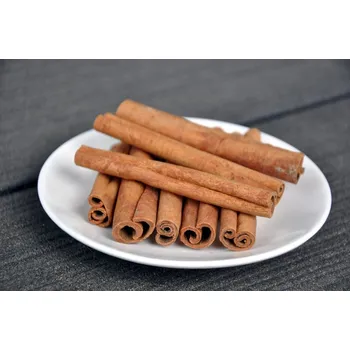 Koření Koření Červenka Skořice celá 50g