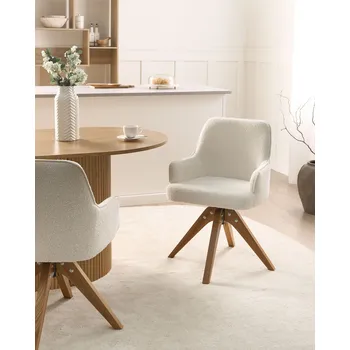 Sada 2 otočných jídelních židlí krémově bílá buklé čalounění dřevěné nohy jídelna Beliani