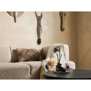 Bytová dekorace Nástěnná dekorace Černá a bílá Dekorativní závěsná zvířecí dekorace z mangového dřeva s motivem zebry Ručně vyrobená v boho svahilském stylu Beliani