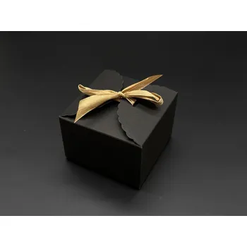 Obraz Dárkové krabičky z kartonu. Barva černá. 9x9x6 cm