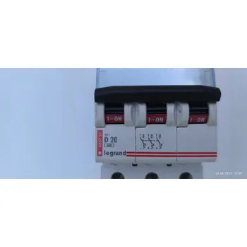 vypínač Jistič 3P D 20A 6kA AC S303 TX3 Legrand 403756