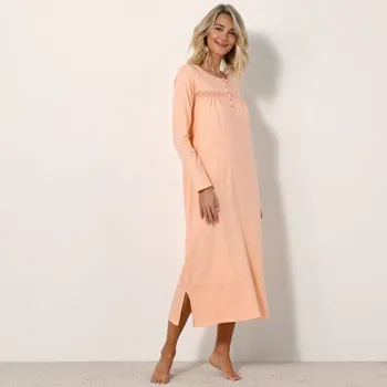 Dámská noční košile Jednobarevná dlouhá noční košile s dlouhými rukávy a macramé broskvová 58