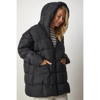 Dámský kabát Happiness İstanbul Dámský černý oversized nadýchaný kabát s kapucí Happiness İstanbul černá 2440289